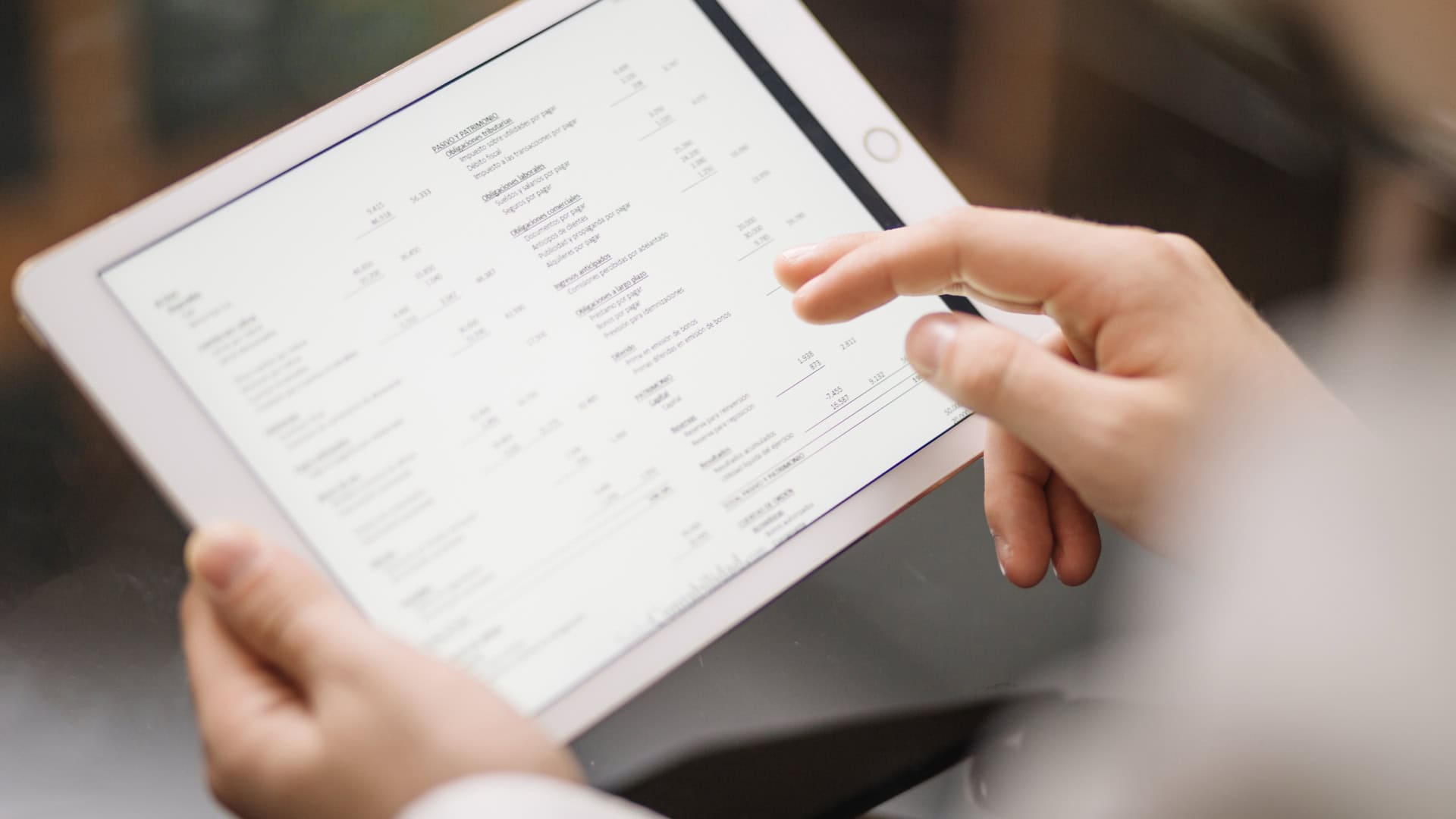 Kreuzfahrt-Buchungssoftware-10-Standard-Loesungen-vs.-Individualsoftware